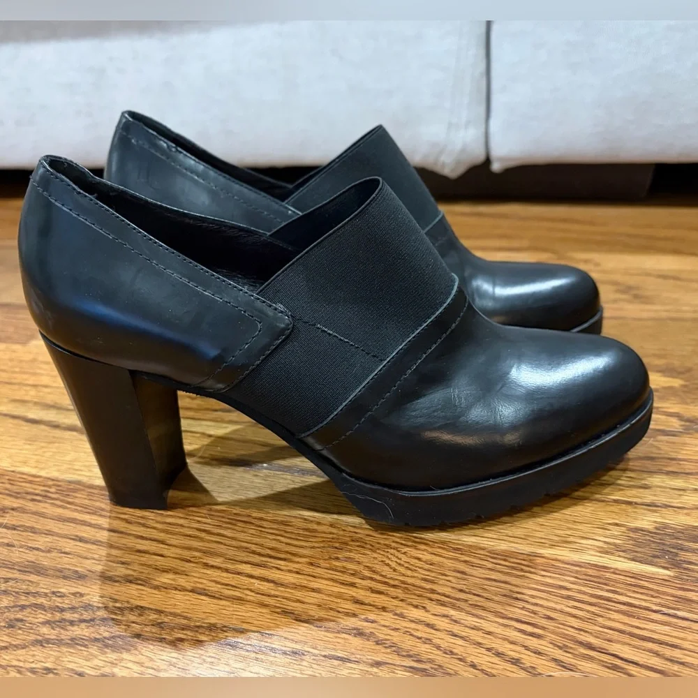 Black Block Heels - Picture 3 of 8
